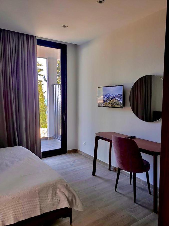 Summer Wine Boutique Hotel Dhërmi Eksteriør billede