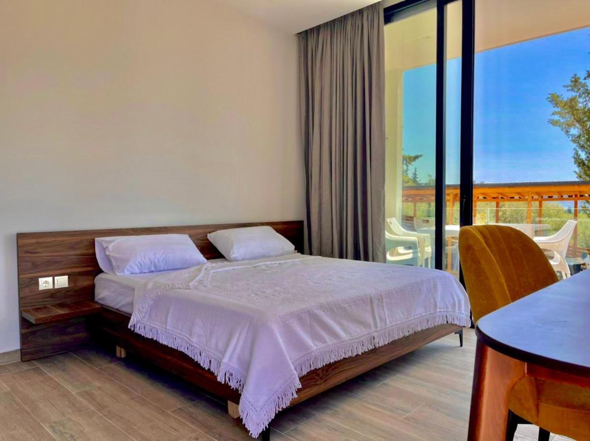 Summer Wine Boutique Hotel Dhërmi Eksteriør billede
