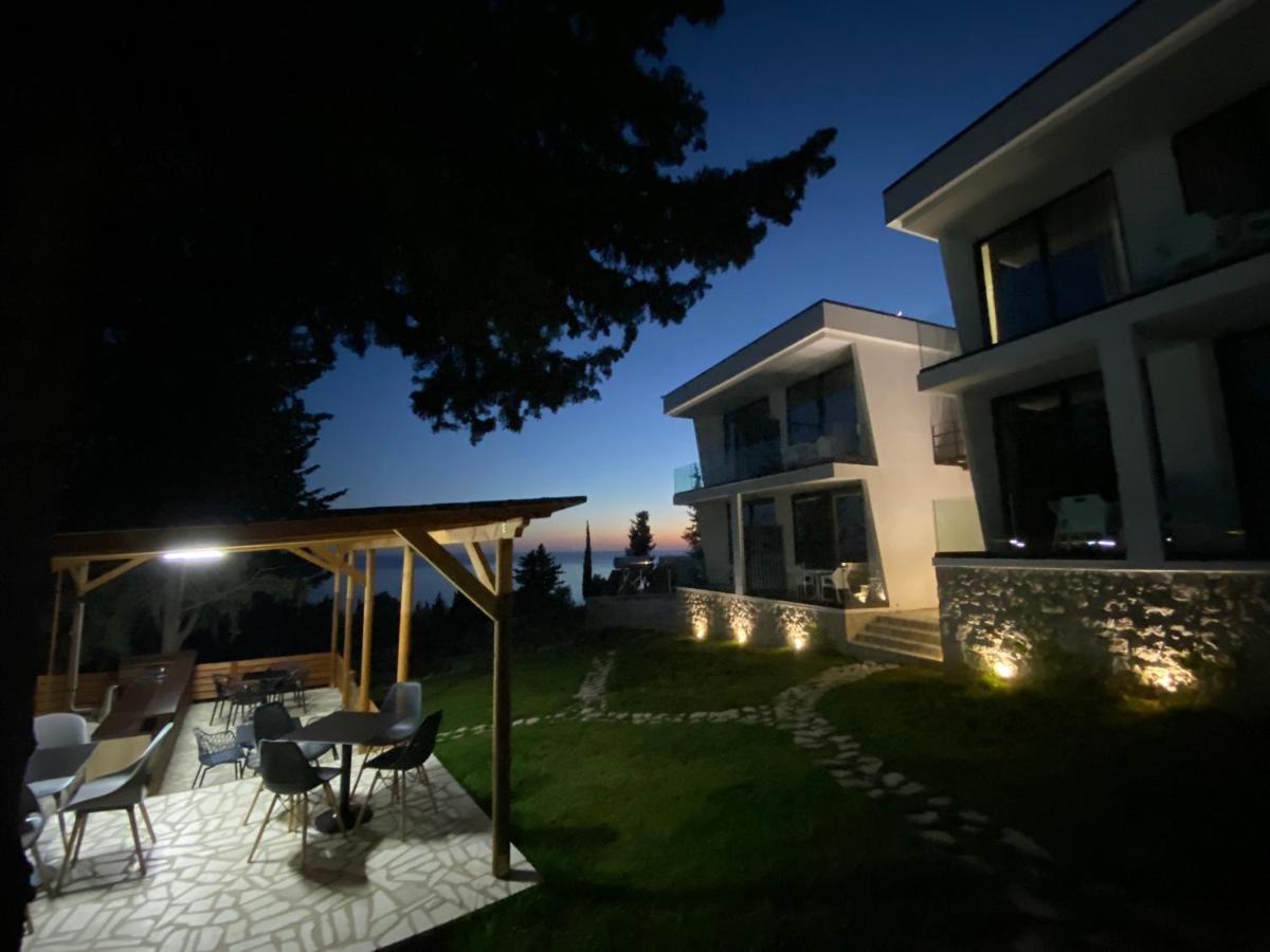 Summer Wine Boutique Hotel Dhërmi Eksteriør billede