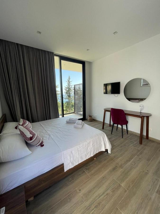 Summer Wine Boutique Hotel Dhërmi Eksteriør billede