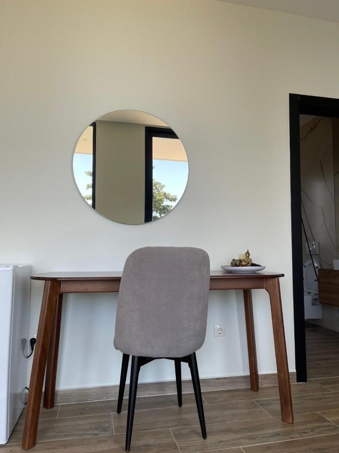 Summer Wine Boutique Hotel Dhërmi Eksteriør billede