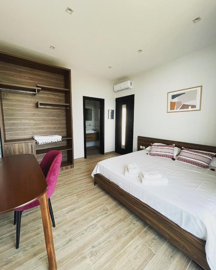 Summer Wine Boutique Hotel Dhërmi Eksteriør billede