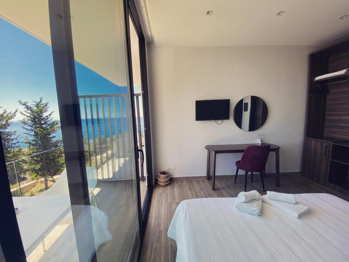 Summer Wine Boutique Hotel Dhërmi Eksteriør billede