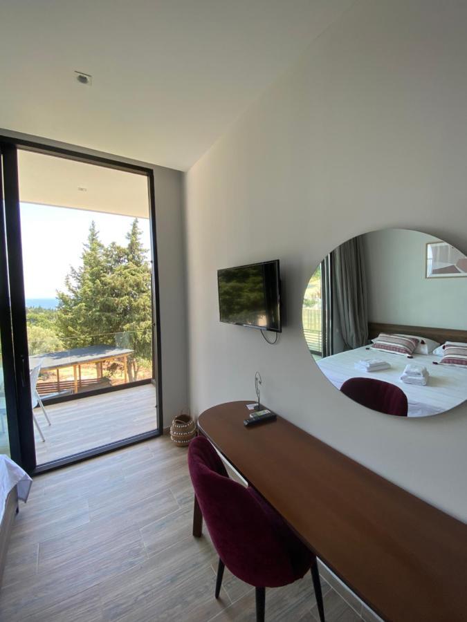 Summer Wine Boutique Hotel Dhërmi Eksteriør billede