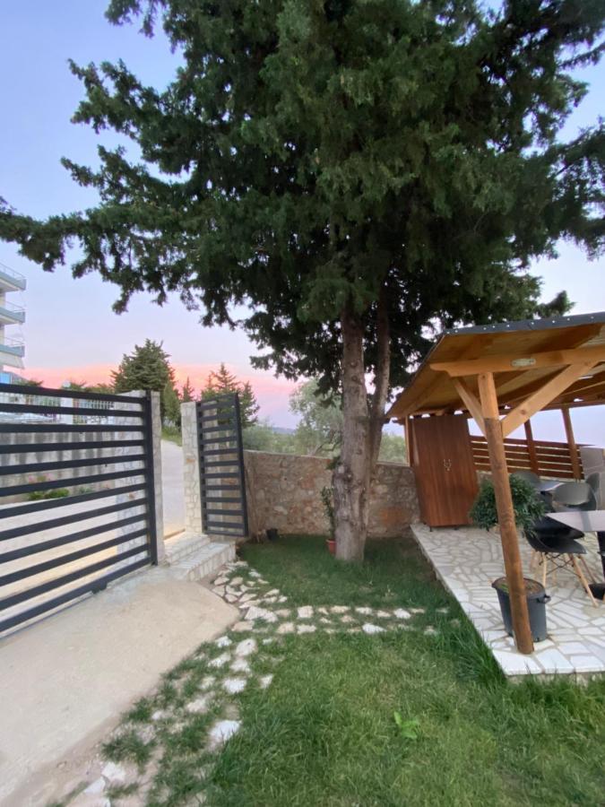 Summer Wine Boutique Hotel Dhërmi Eksteriør billede