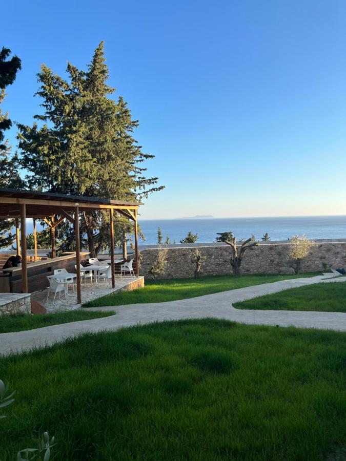 Summer Wine Boutique Hotel Dhërmi Eksteriør billede