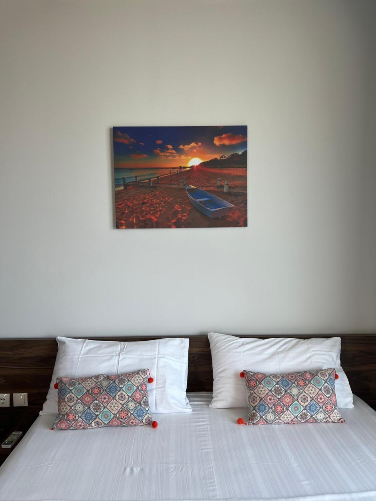 Summer Wine Boutique Hotel Dhërmi Eksteriør billede