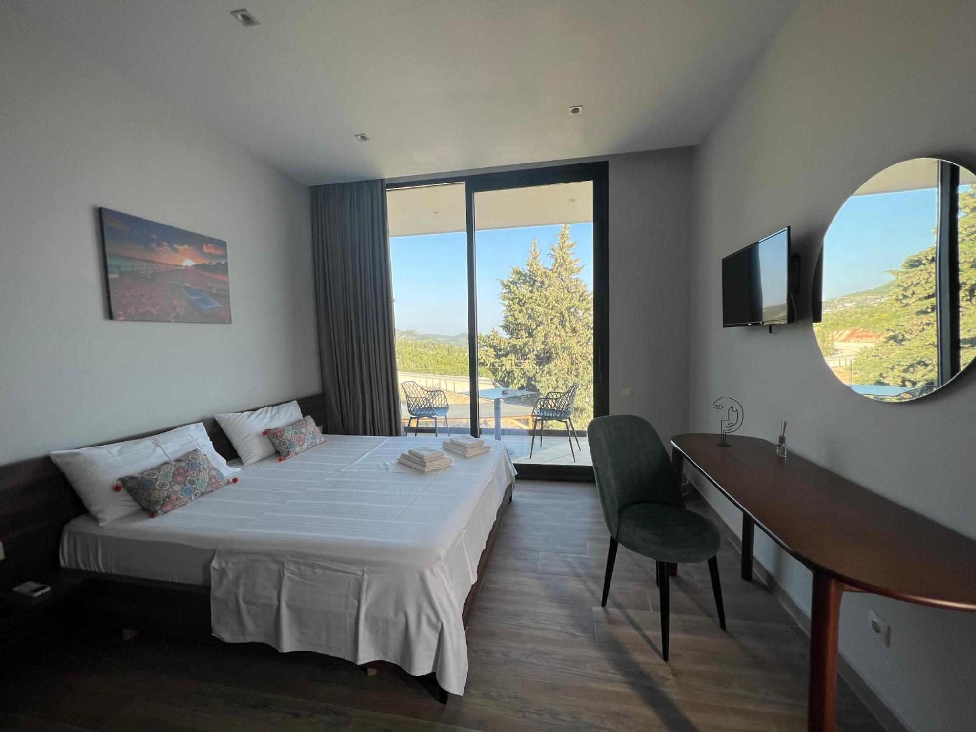 Summer Wine Boutique Hotel Dhërmi Eksteriør billede