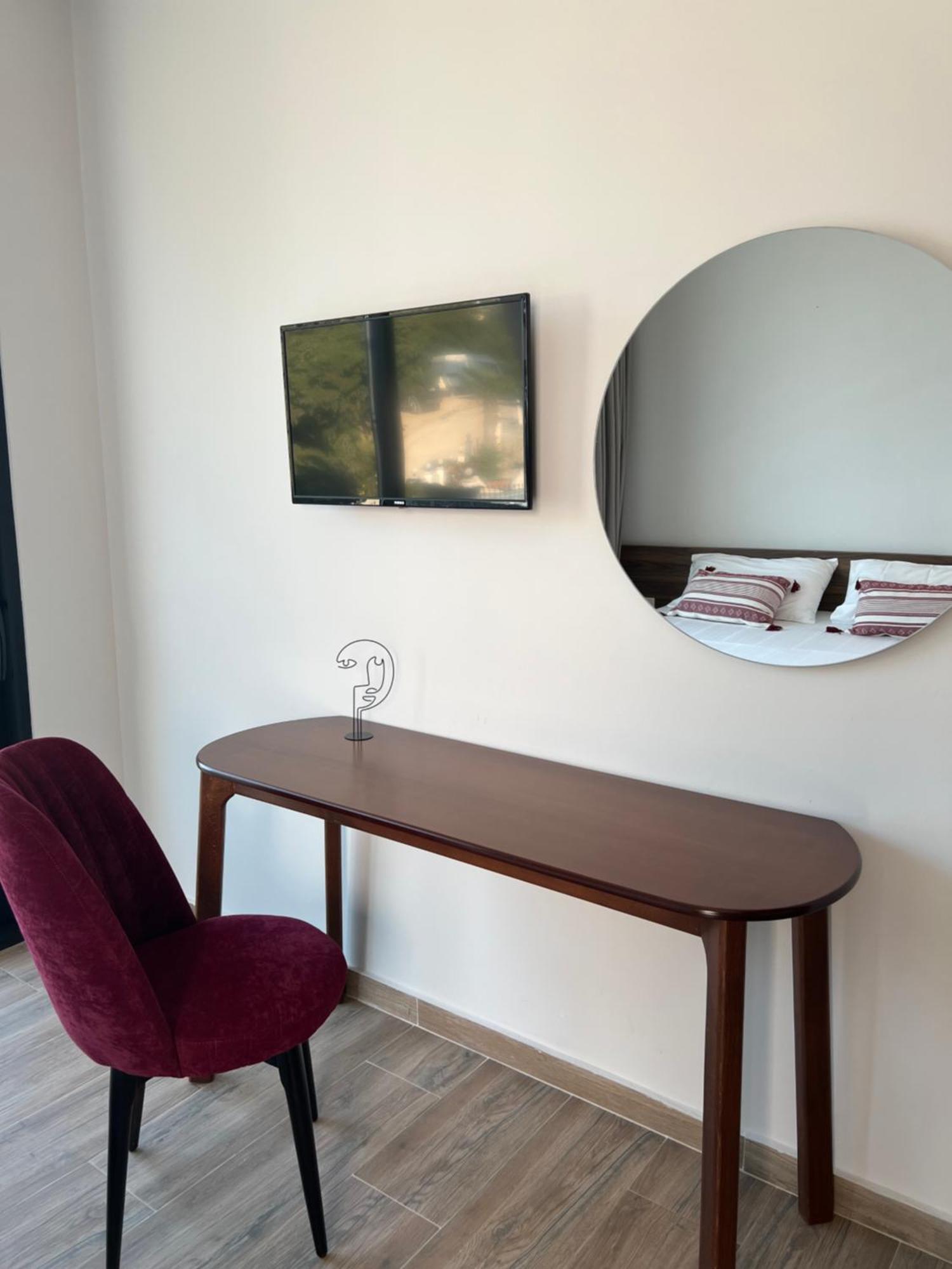 Summer Wine Boutique Hotel Dhërmi Eksteriør billede