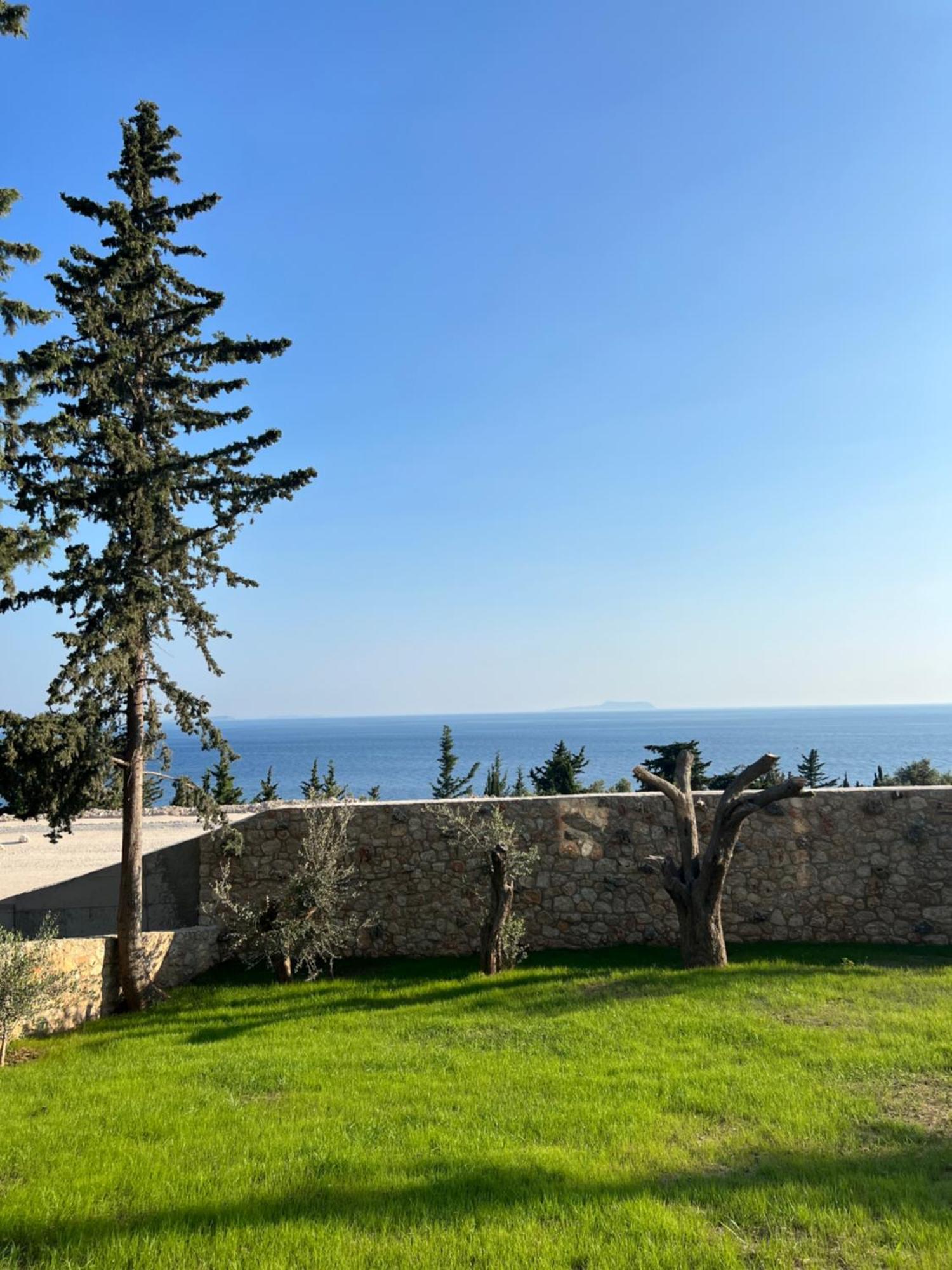 Summer Wine Boutique Hotel Dhërmi Eksteriør billede